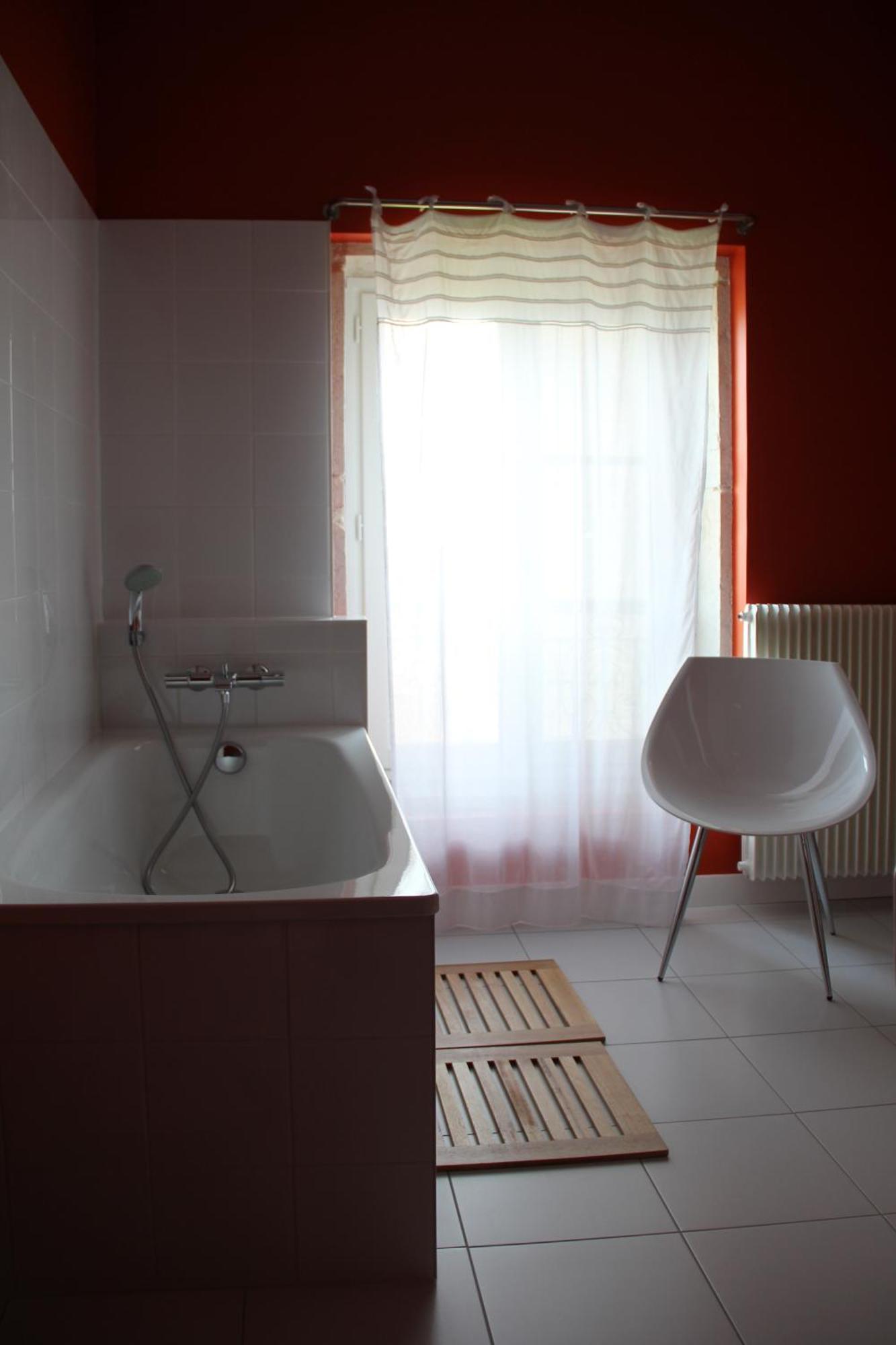 Hotel Courtille De Solutre Εξωτερικό φωτογραφία