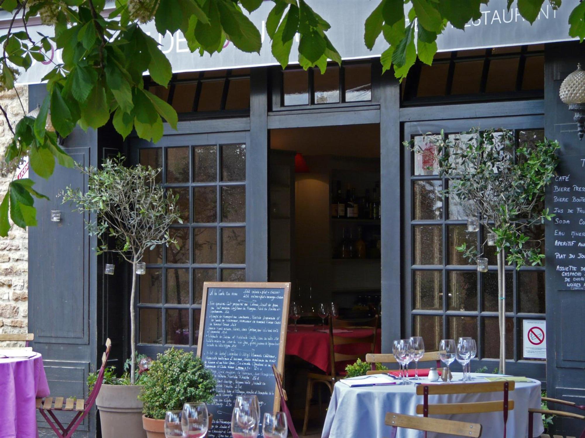 Hotel Courtille De Solutre Εξωτερικό φωτογραφία